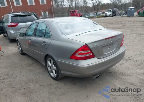 2005 Mercedes-Benz C 230 Kompressor Sport from USA, damaged, VIN WDBRF40J35F665659